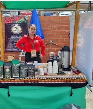 Café Sublime exhibido en un stand de feria